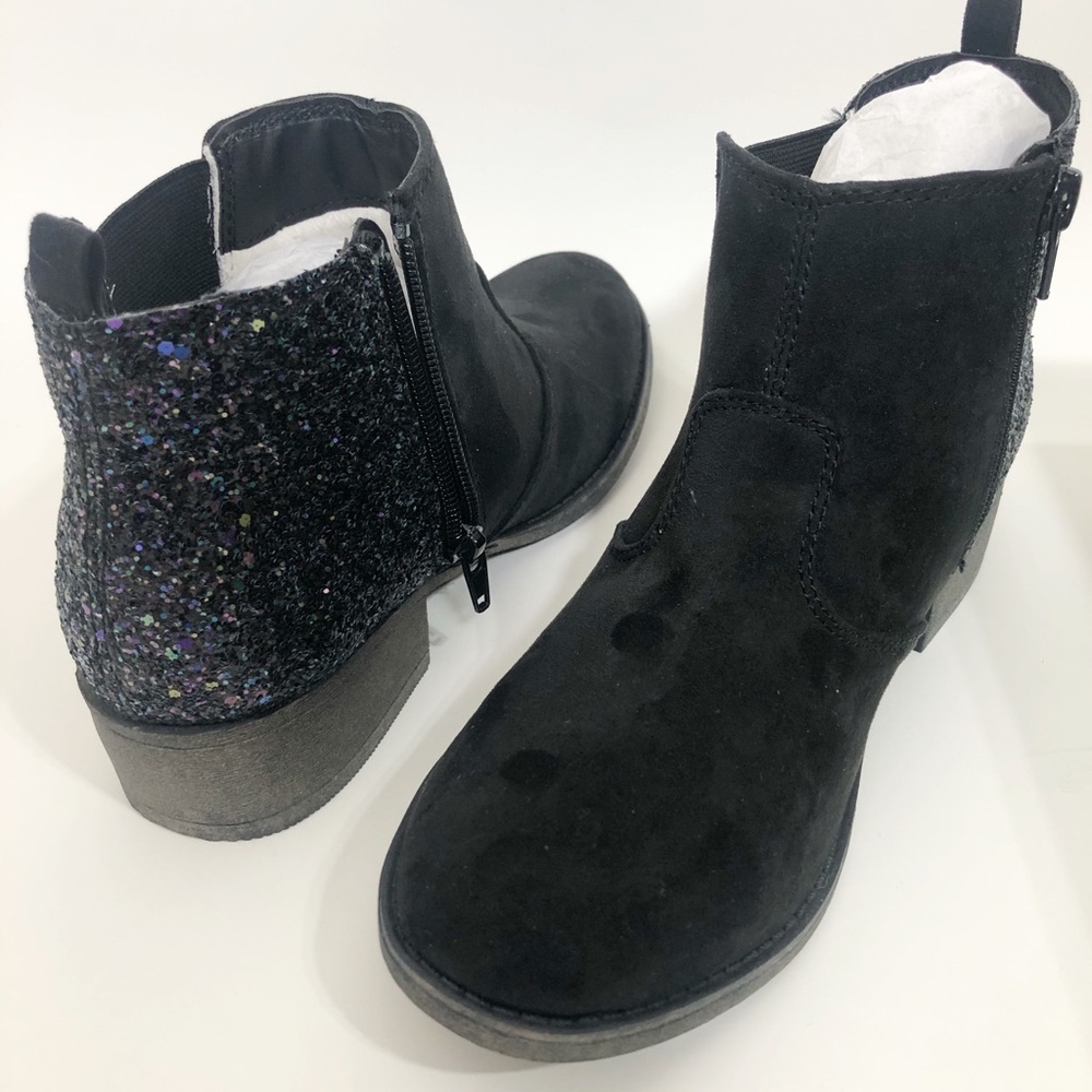 Sarah-Jayne | Adison | Black boots with glitter
